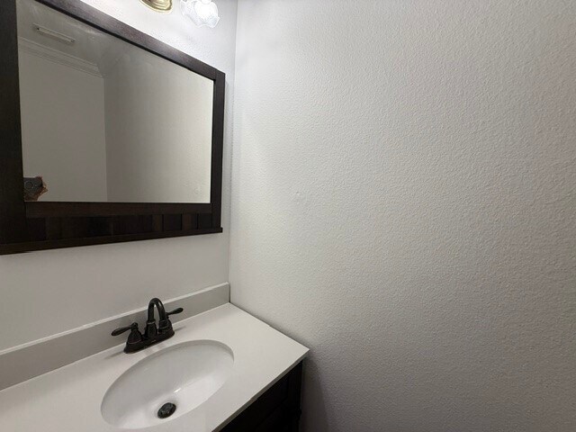 Building Photo - 15106 Turphin Way
