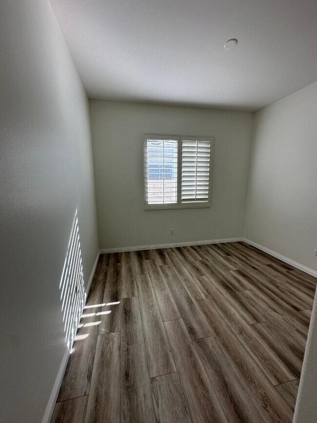 Building Photo - 110 Francesca Ct