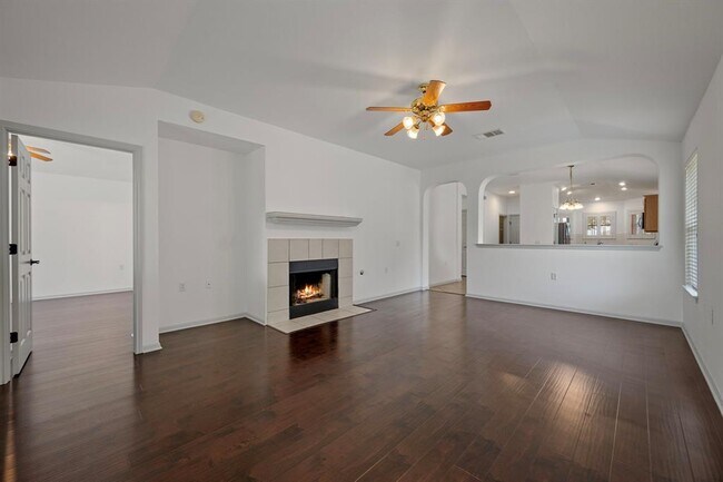 Building Photo - 5400 Rusk Ct