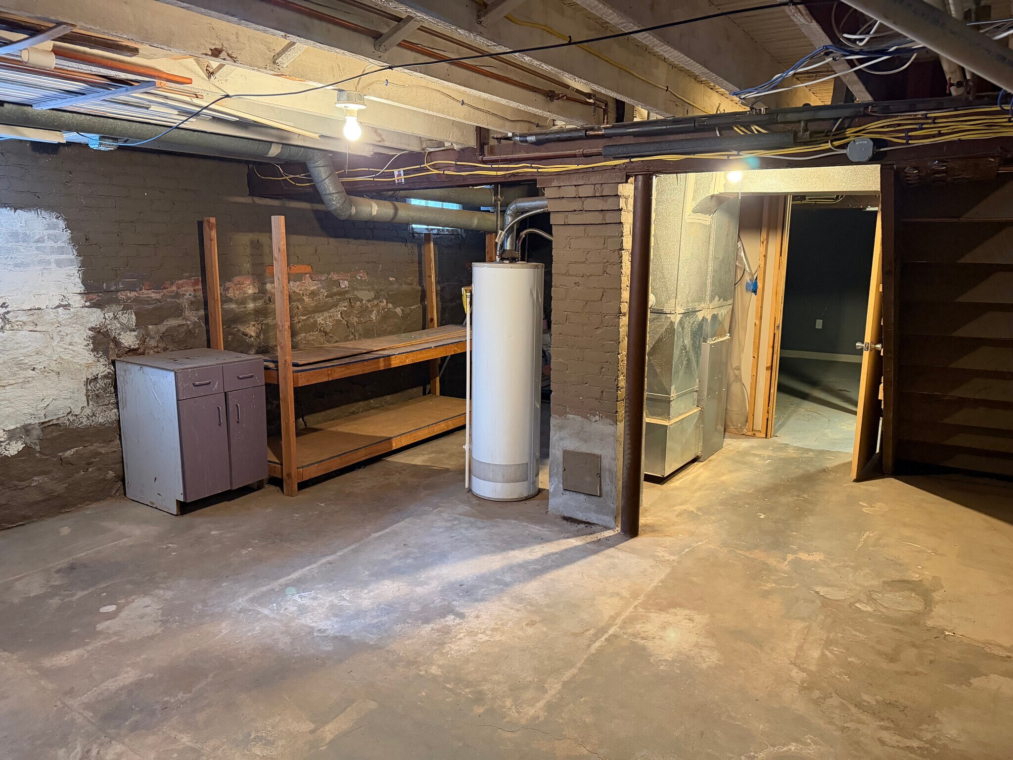 Building Photo - 71 Foster St