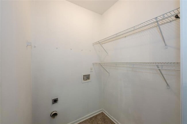 Building Photo - 1331 Memorial Dr SE