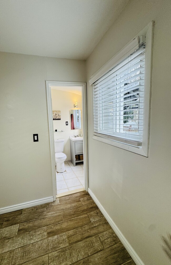 1// bathroom inside master bedroom - 149 Connecticut Ave