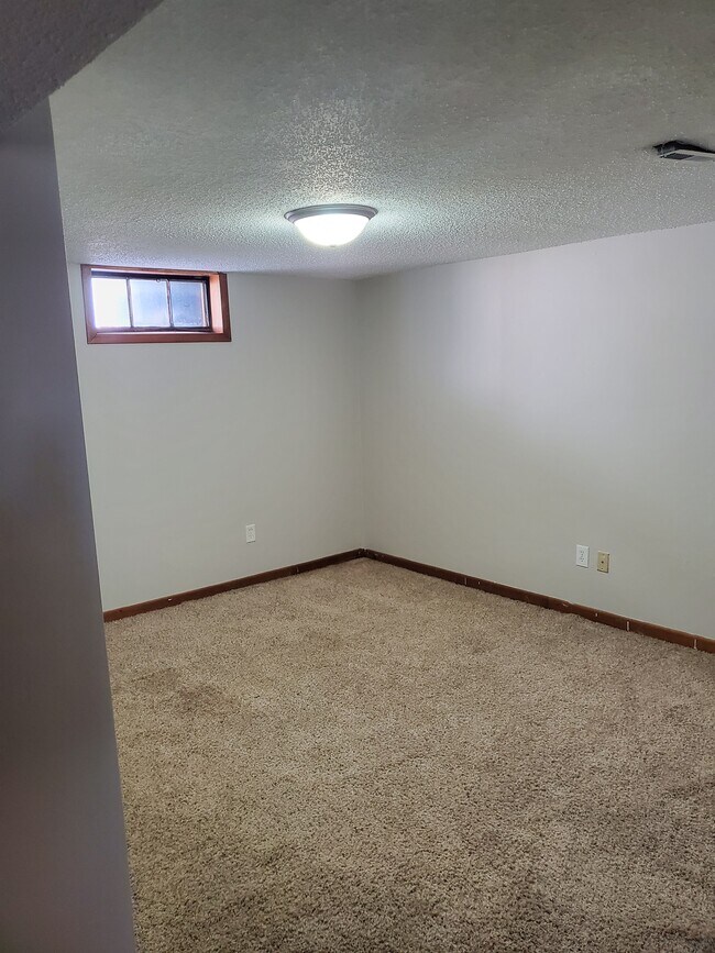 Building Photo - 3234 Kinsey Ave