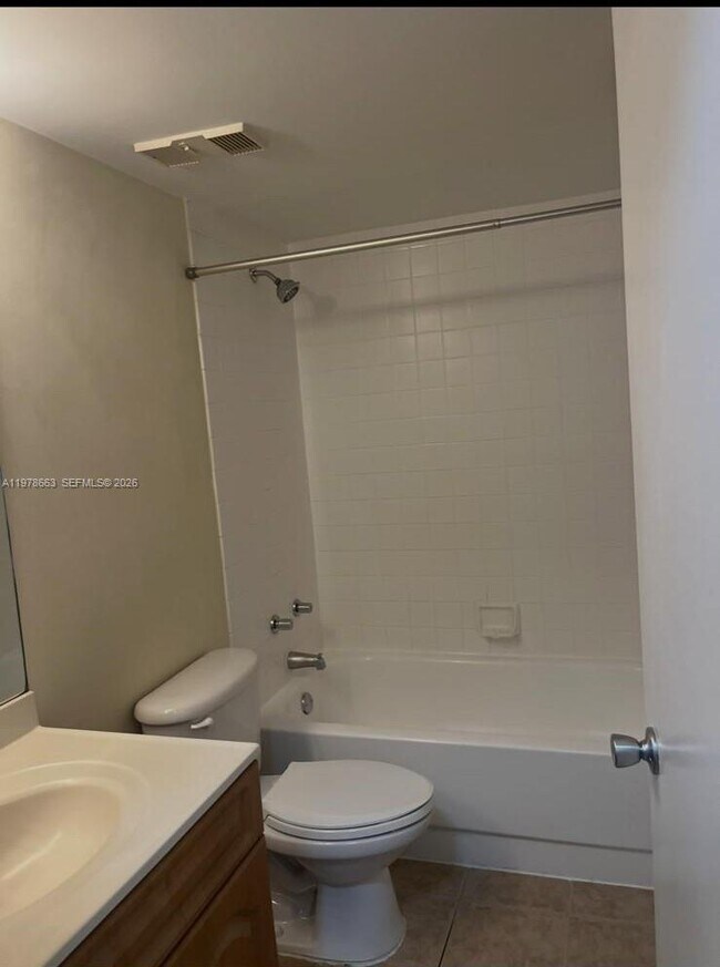 Building Photo - 5721 Riverside Dr