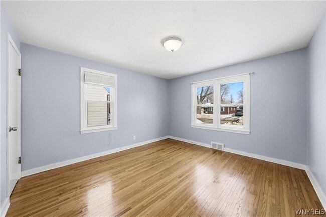 Building Photo - 38 Harvest Ave