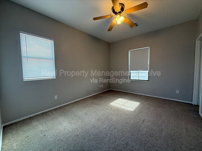 Building Photo - 35828 N Zachary Rd