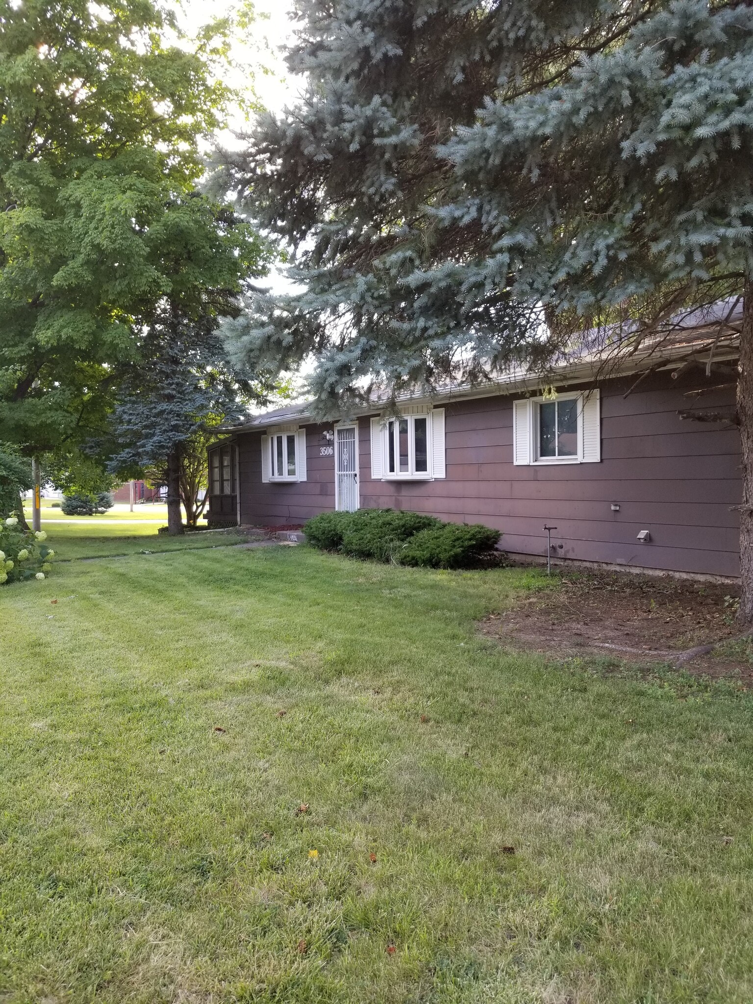 Building Photo - 3506 W Central Park Ave