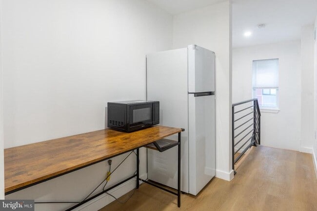 Building Photo - 3631 Warren St