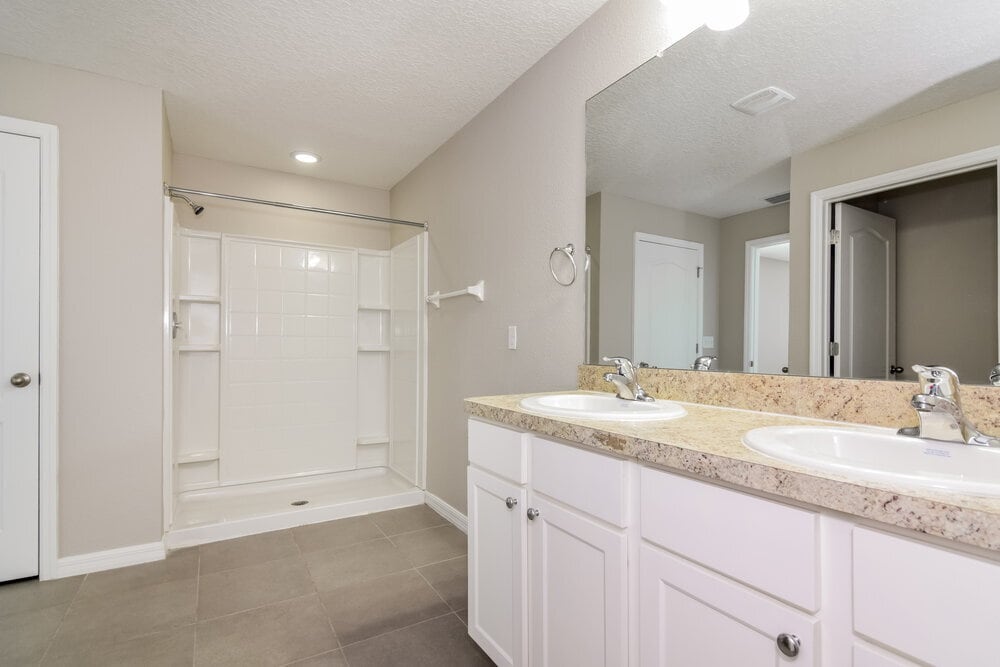 Building Photo - 10508 Whispering Hammock Dr