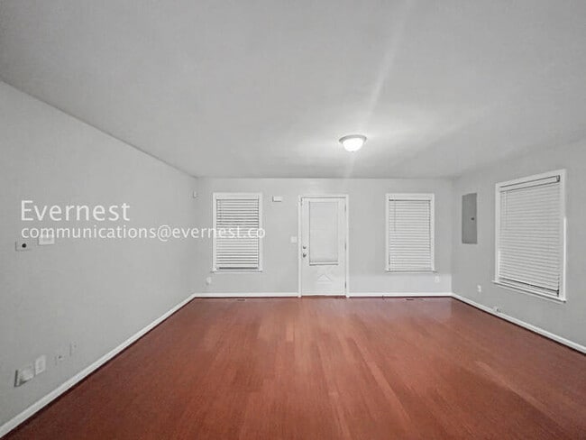 Building Photo - 1153 Smith St SW