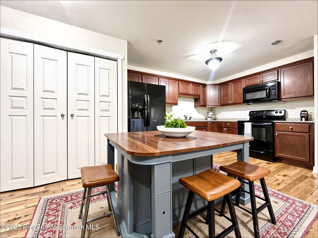 Building Photo - 64 Marimar Dr