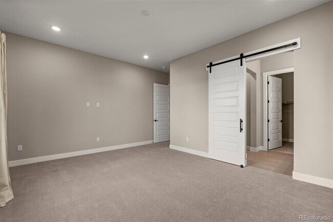 Building Photo - 16349 Bassett Ml Wy