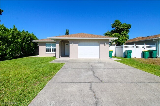 Building Photo - 615 108th Ave N