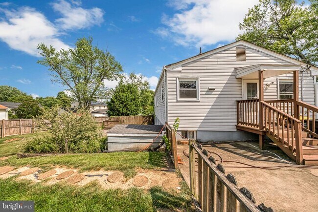 Building Photo - 7411 Tillman Dr