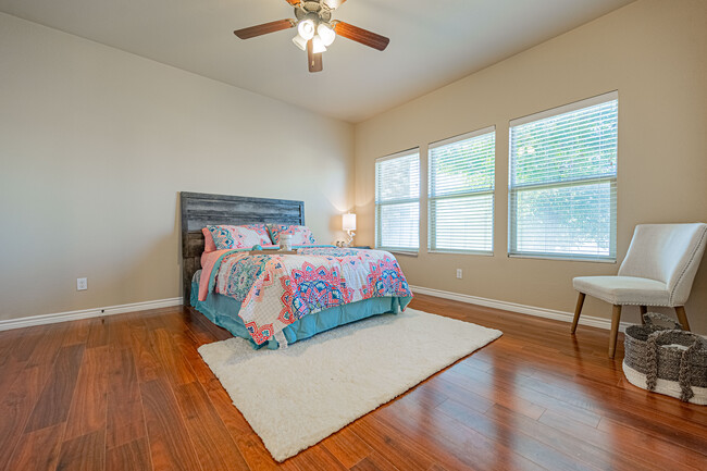 Second bedroom upstairs - 1201 Old Course Rd