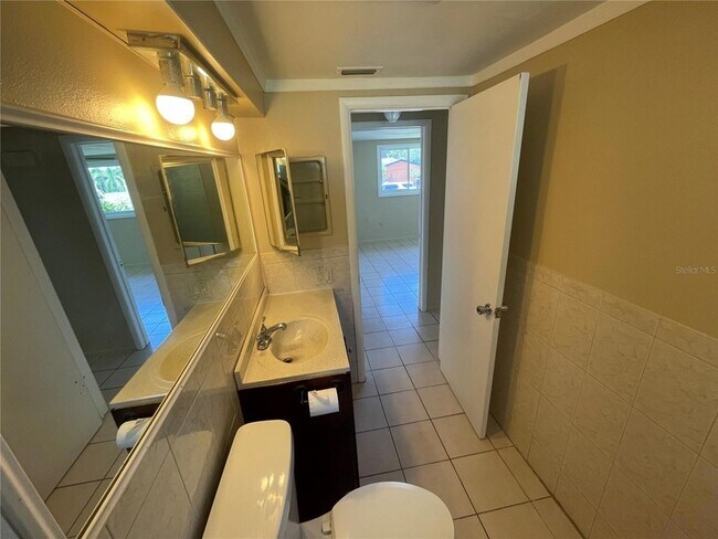 Building Photo - 5448 Celcus Dr