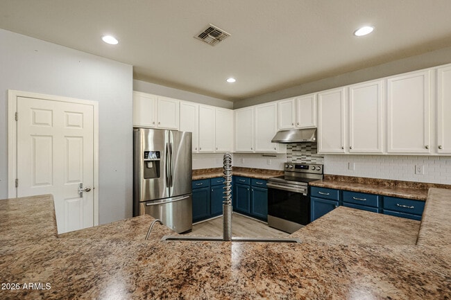 Building Photo - 5020 W Gary Way