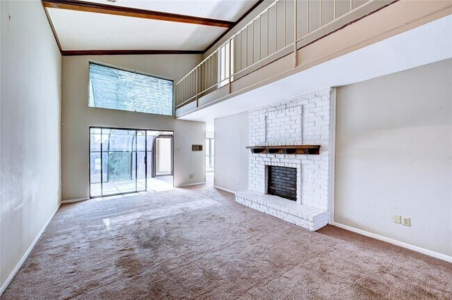 Building Photo - 2610 Princess Ln