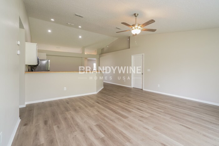 Building Photo - 3159 Wavering Ln