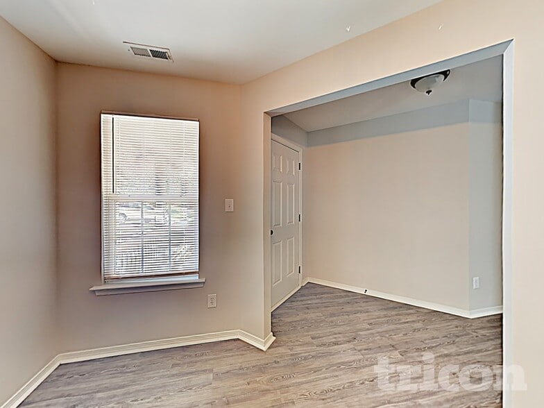 Building Photo - 1017 Narcissus Ct