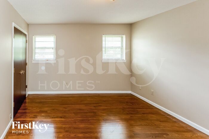 Building Photo - 5890 Macinness Dr