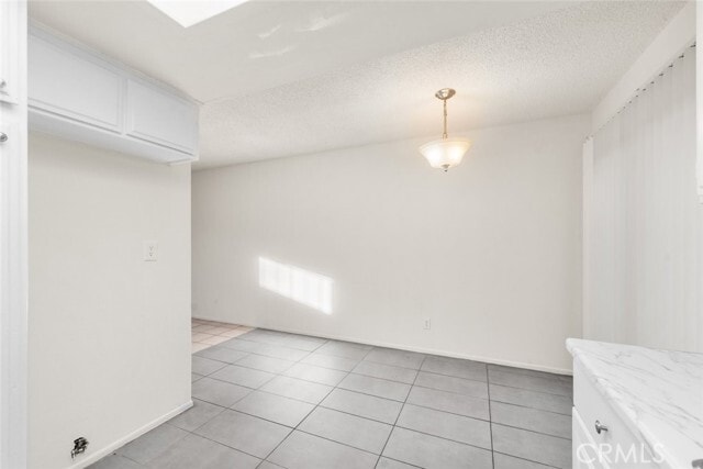 Building Photo - 324 E Ave Q7