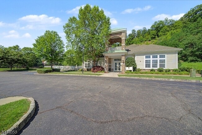 Building Photo - 7319 Coventry Ct