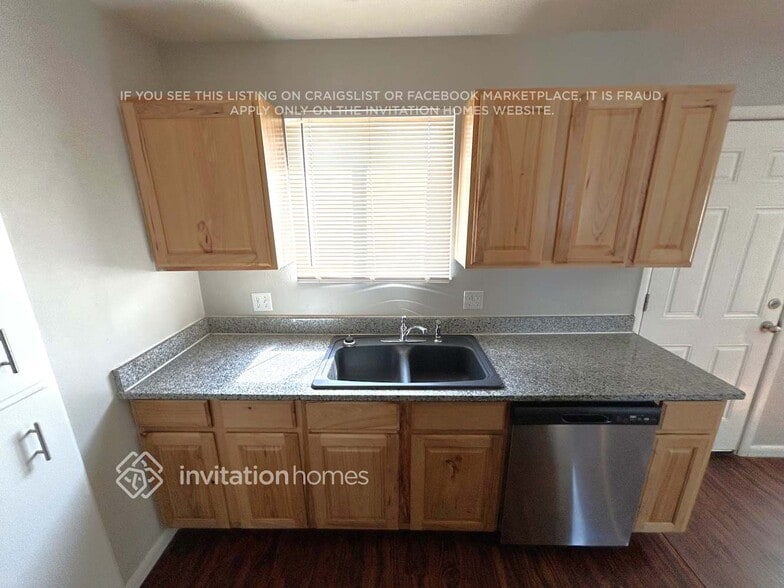 Building Photo - 9731 W 104th Dr