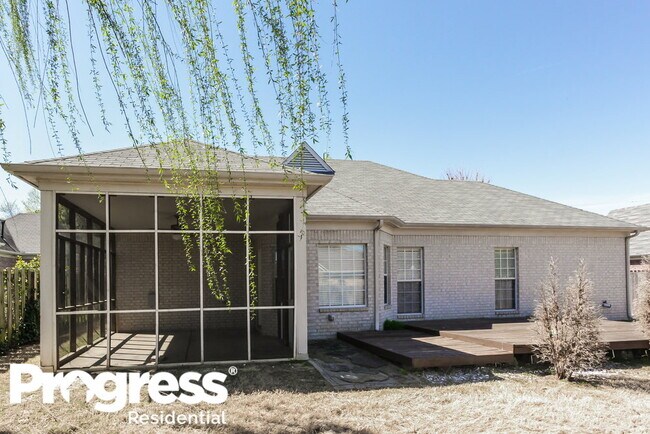Building Photo - 984 Cully Rd