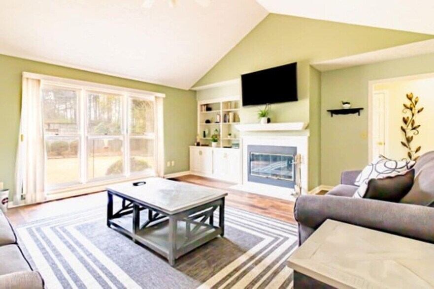 Building Photo - 6498 Yellow Stone Dr