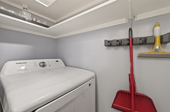 Building Photo - 3525 Sage Rd