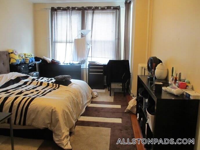 Building Photo - 1130 Commonwealth Ave