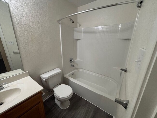 Building Photo - Upgraded single story house in Keller ISD