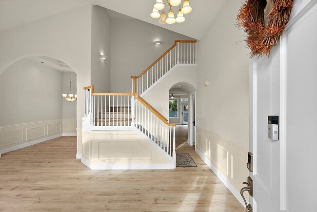 Building Photo - Immaculate 4-Bed Federal Way Home | Smart Tech, Tesla Charger, & Near JBLM!