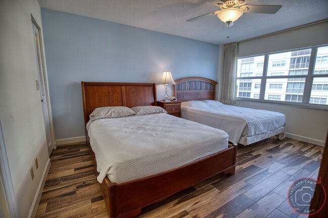 Building Photo - Seasonal Short-Term Furnished Condo availa...