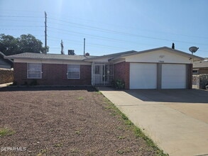 Building Photo - 10604 Pleasant Hills Dr