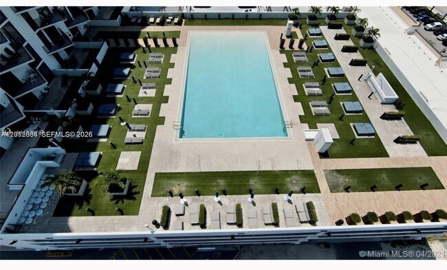 Building Photo - 5300 Paseo Blvd