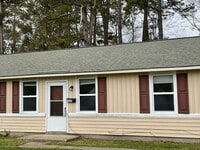 Building Photo - Charming two bedroom one bath duplex that is centrally located! Just minutes from area bases, sho...