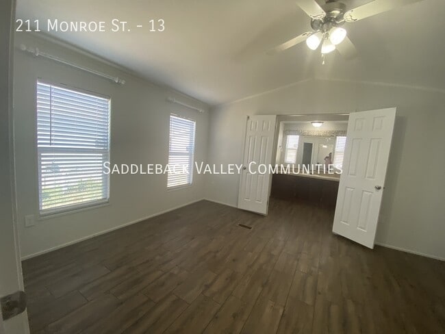Building Photo - 211 Monroe St