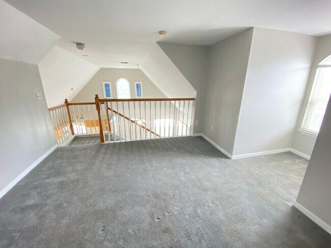 Building Photo - 3001 Limbo Ln
