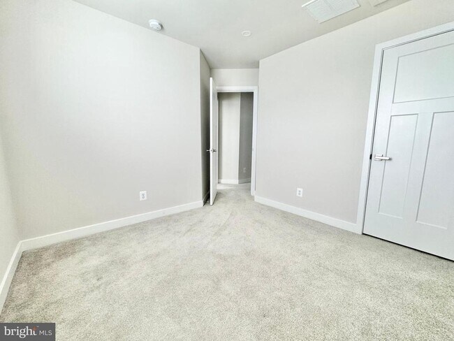 Building Photo - 547 Lewes Landing Rd