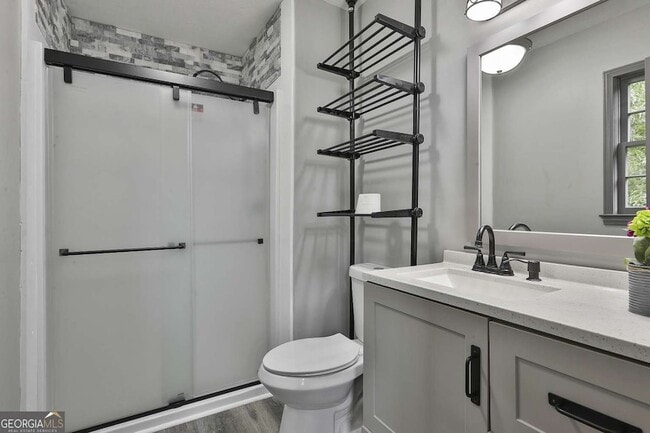 Building Photo - 157 Hyde Cir