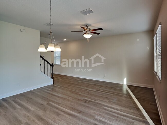 Building Photo - 6111 Little Blf Cir