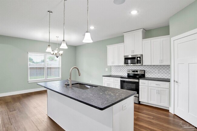 Building Photo - 1307 Little Duck Cir