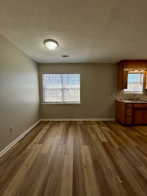 Building Photo - 2007 Lasalle Dr