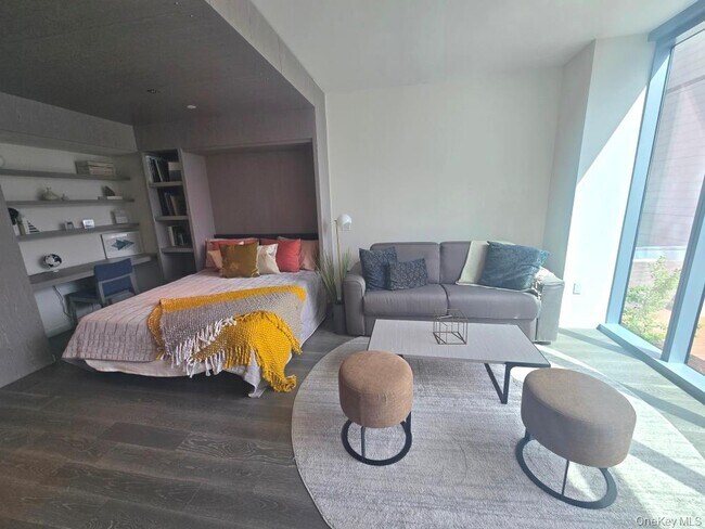 Building Photo - 133-36 37th Ave