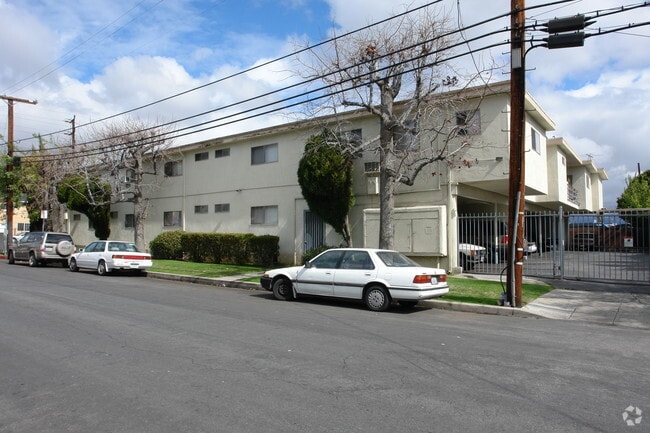 Building Photo - Attractive Price/Unit & GRM | Copper Plumbing
