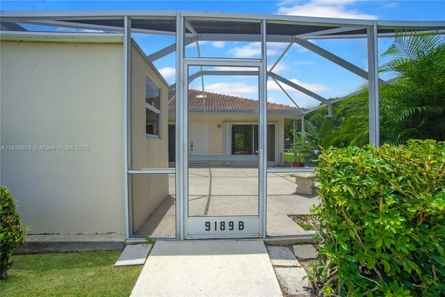 Building Photo - 9189 Sun Terrace Cir