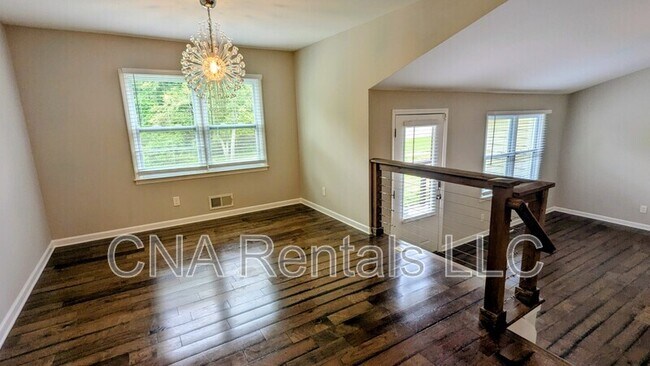 Building Photo - 3290 Forest Creek Dr SW