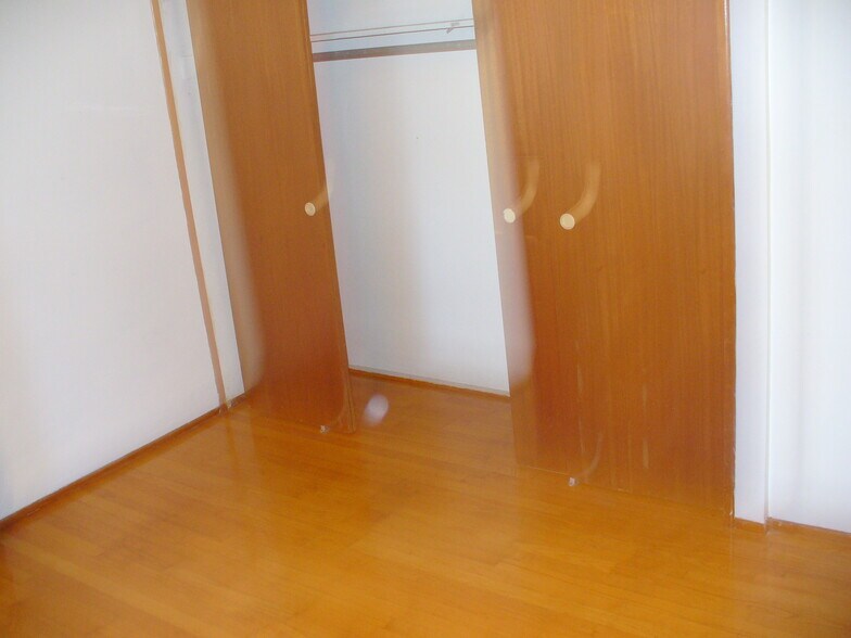 Building Photo - 6845 Carman Dr